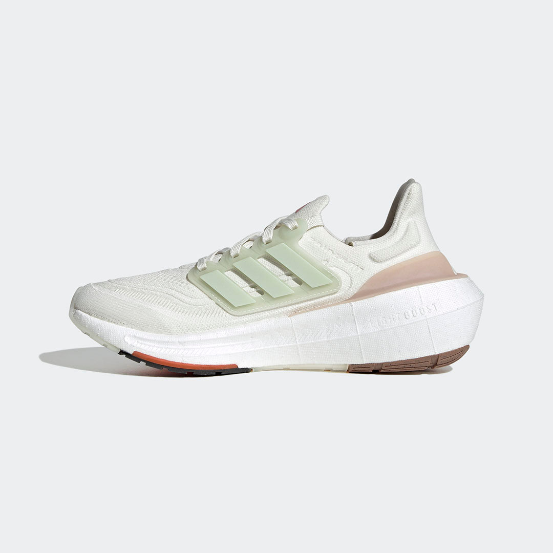 נעלי ריצה מקצועיות ULTRABOOST LIGHT נשים - לבן