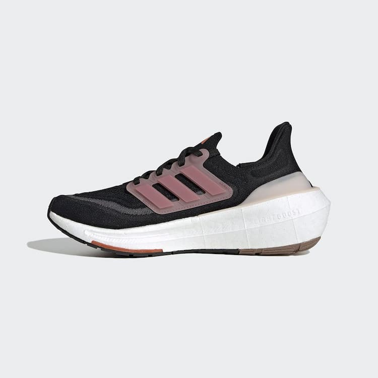 נעלי ריצה מקצועיות ULTRABOOST LIGHT נשים - שחור / ורוד