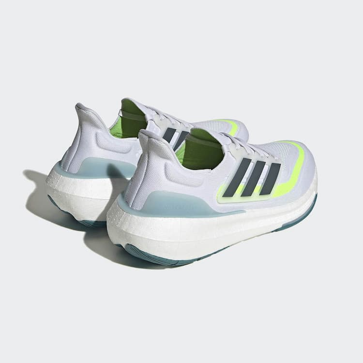 נעלי ריצה מקצועיות ULTRABOOST LIGHT גברים - לבן / צהוב