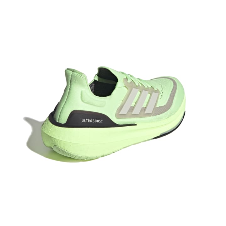 נעלי ריצה מקצועיות ULTRABOOST LIGHT גברים - ירוק