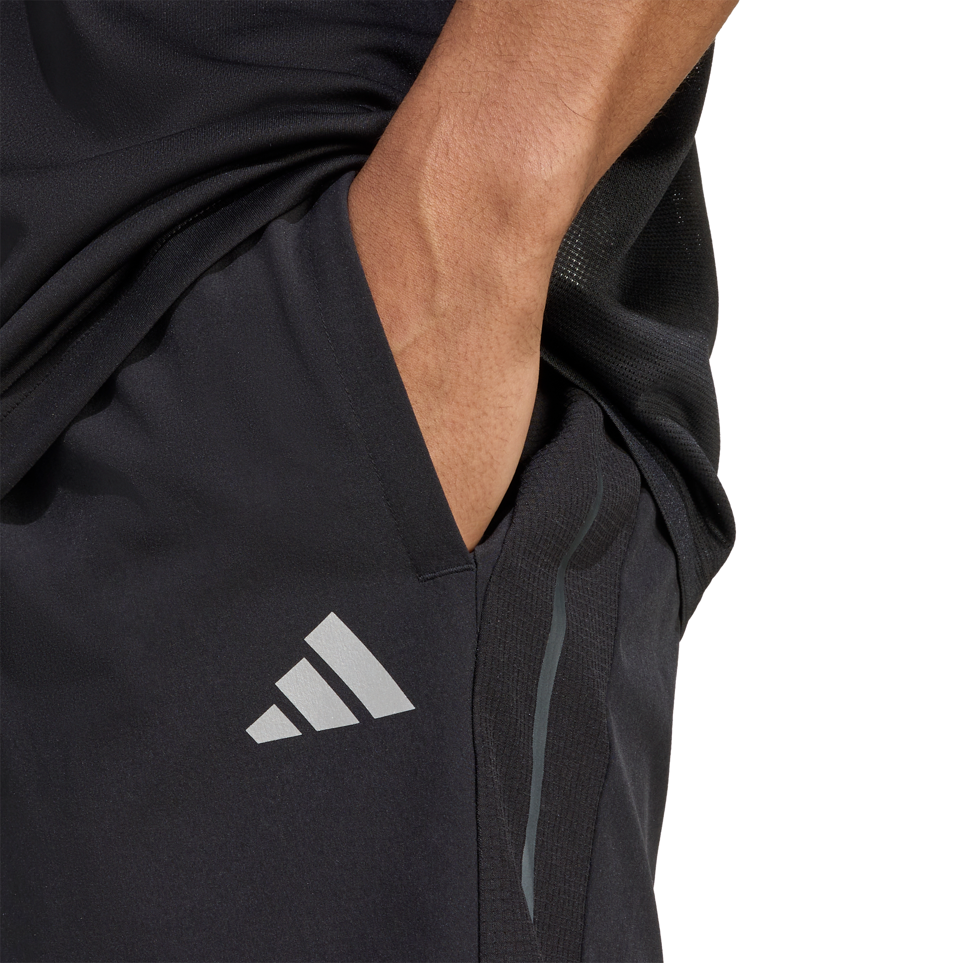 מכנסי ספורט קצרים - גברים