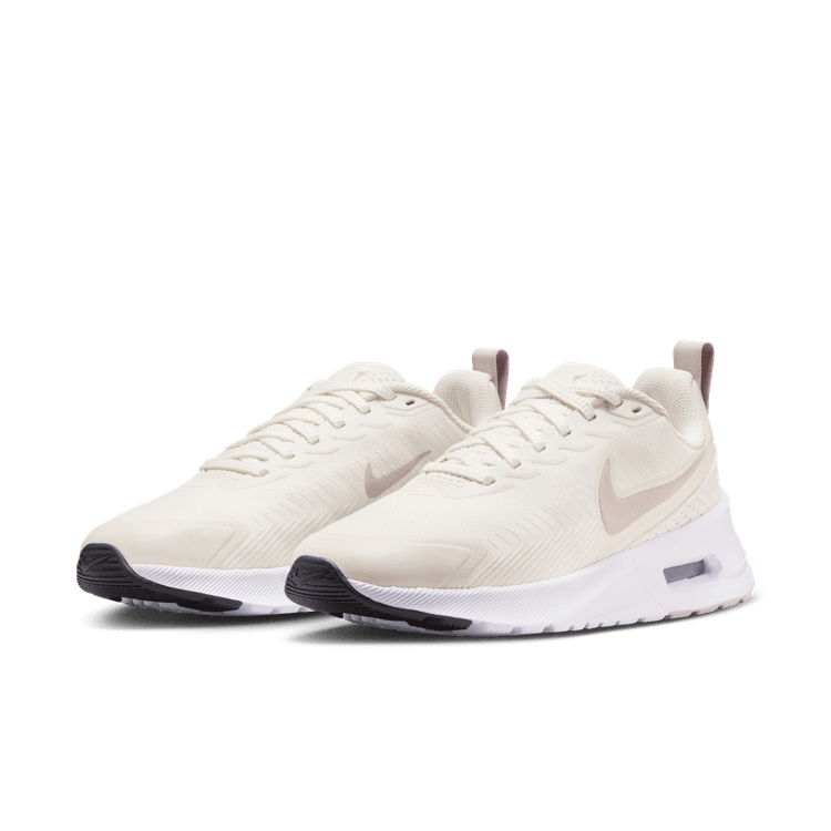 נעלי סניקרס AIR MAX NUAXIS נשים - שמנת
