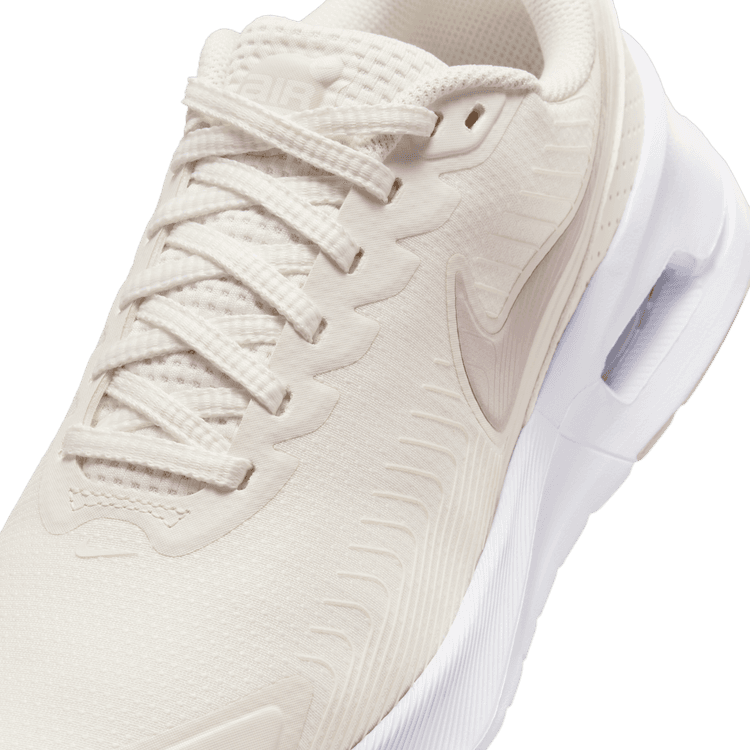 נעלי סניקרס AIR MAX NUAXIS נשים - שמנת