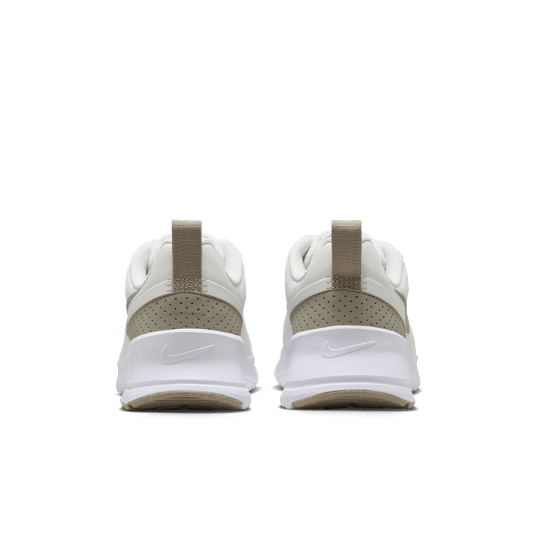 נעלי סניקרס AIR MAX NUAXIS נשים - שמנת / ירוק