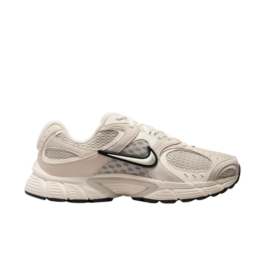 נעלי ספורט V5 RNR - נשים