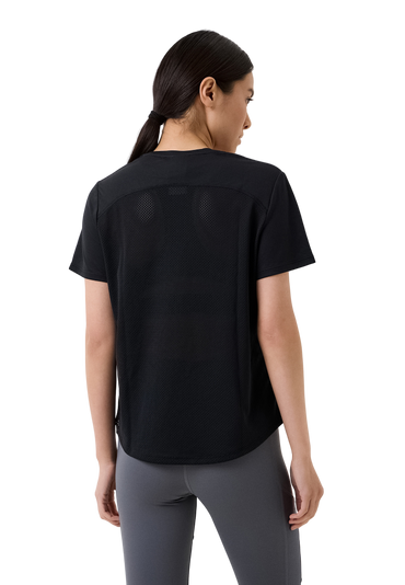 חולצת ספורט קצרה נשים