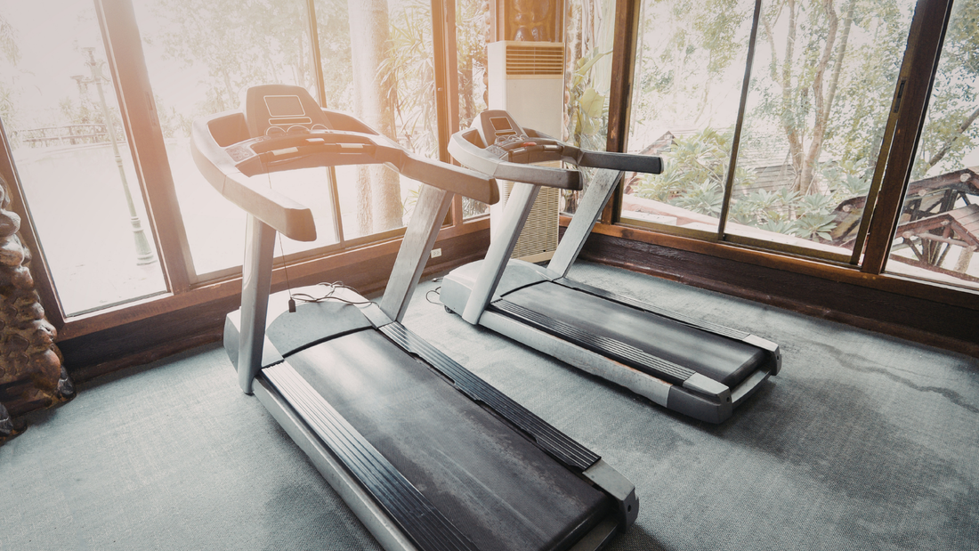 הליכון מול ריצה בחוץ - מה כדאי? המדריך המלא להחלטה נכונה