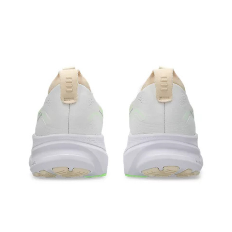 נעלי ריצה מקצועיות GEL KAYANO 32  - נשים