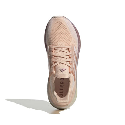 נעלי ריצה מקצועיות ULTRABOOST 5 נשים - אפרסק