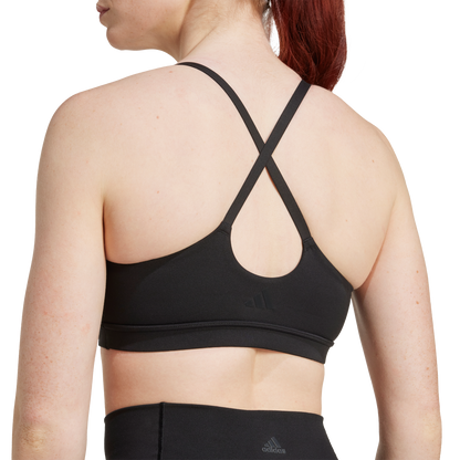 גוזיית ספורט - נשים