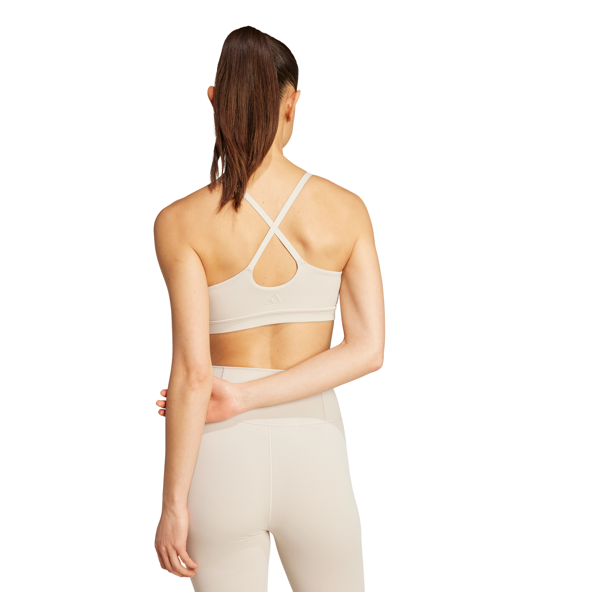 גוזיית ספורט - נשים