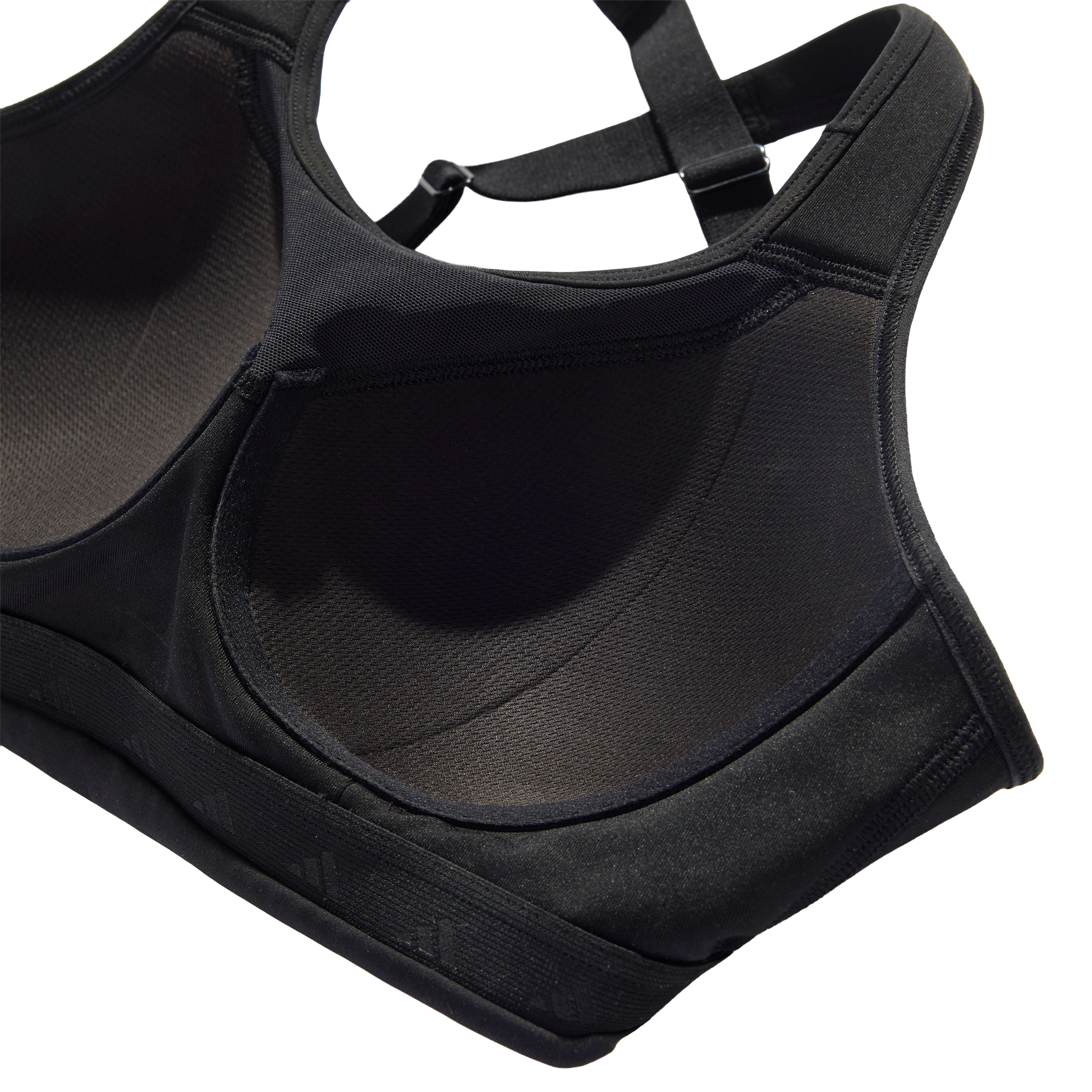 גוזיית ספורט - נשים