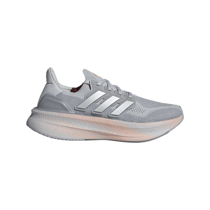 נעלי ריצה מקצועיות ULTRABOOST 5 - נשים