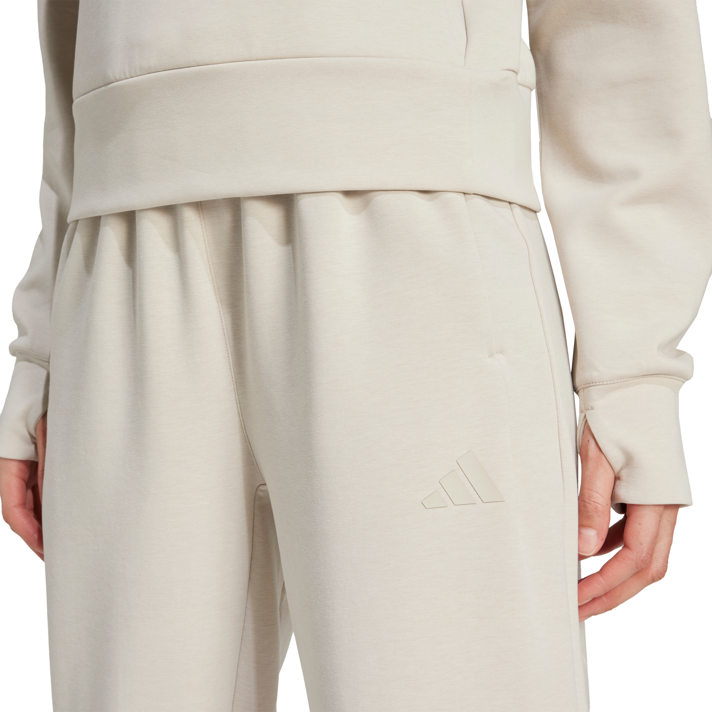 מכנסי ספורט ארוכים - נשים