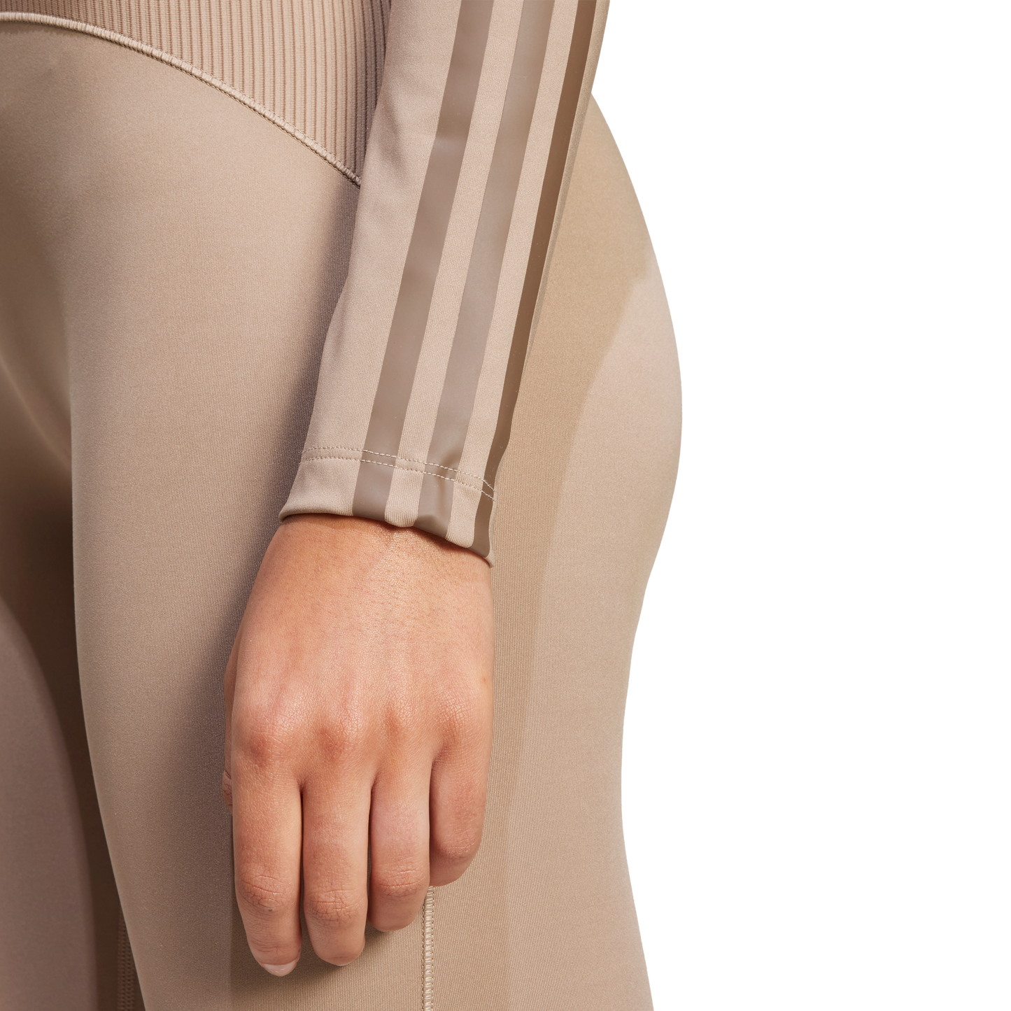 ג'קט ספורט - נשים