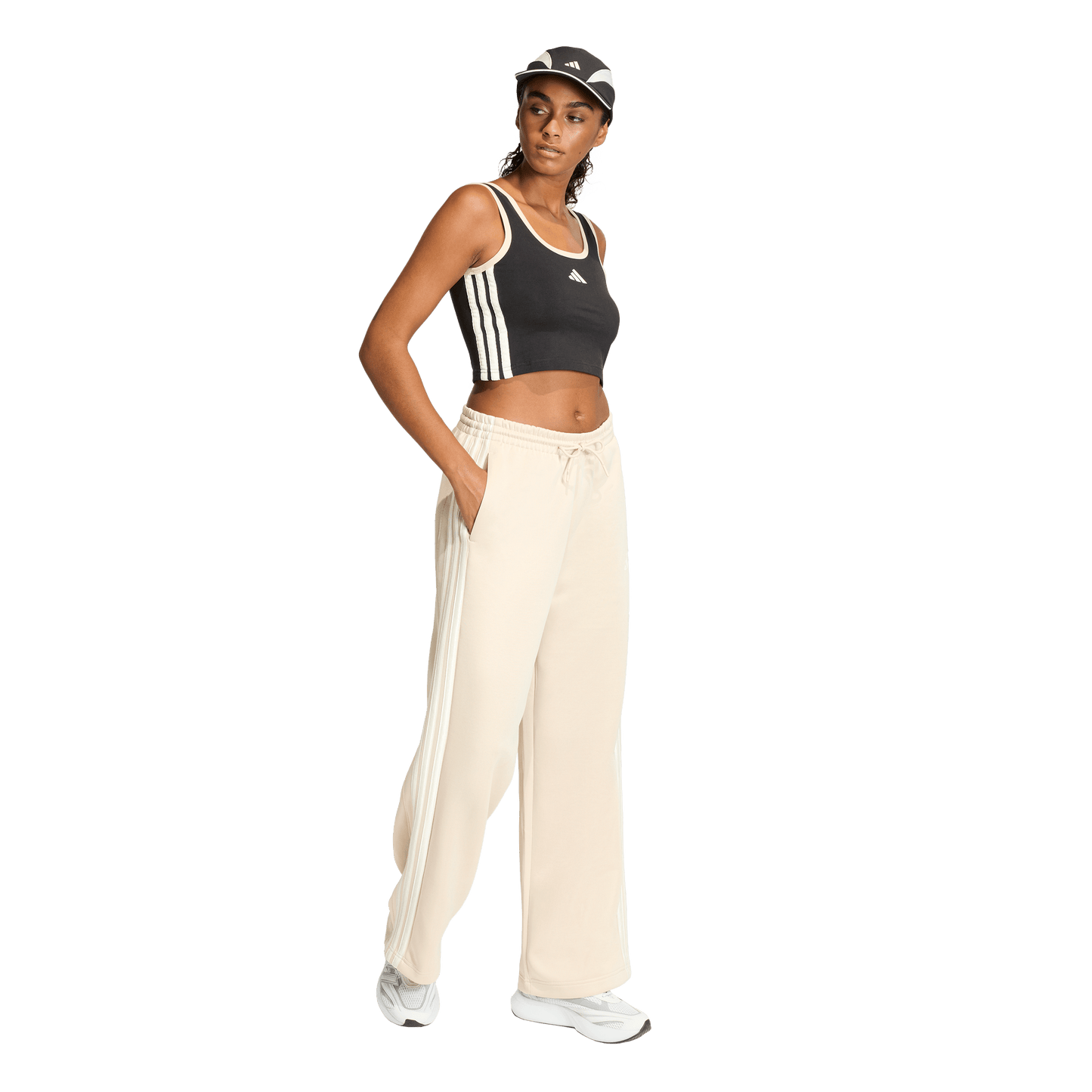 גופיית ספורט - נשים