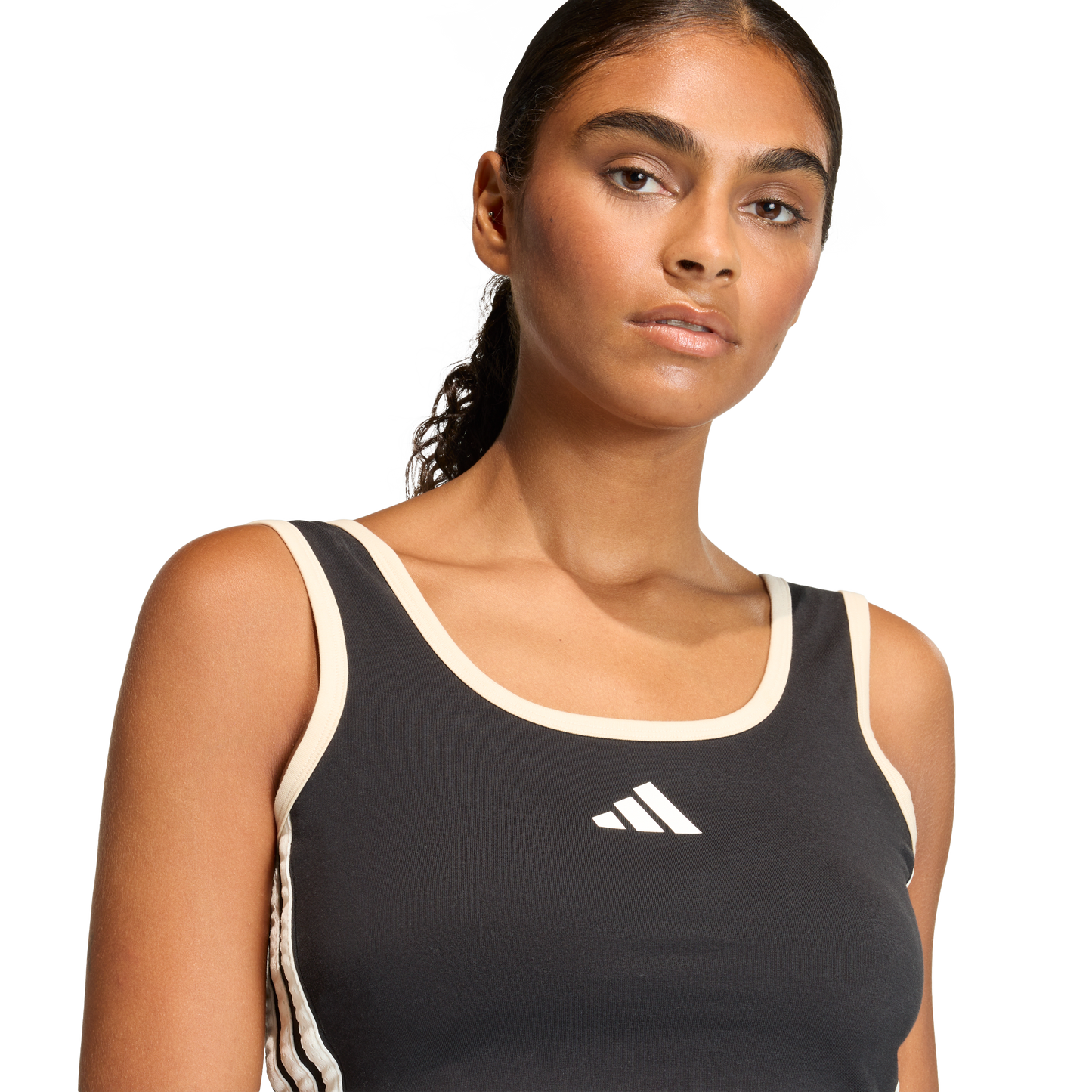 גופיית ספורט - נשים