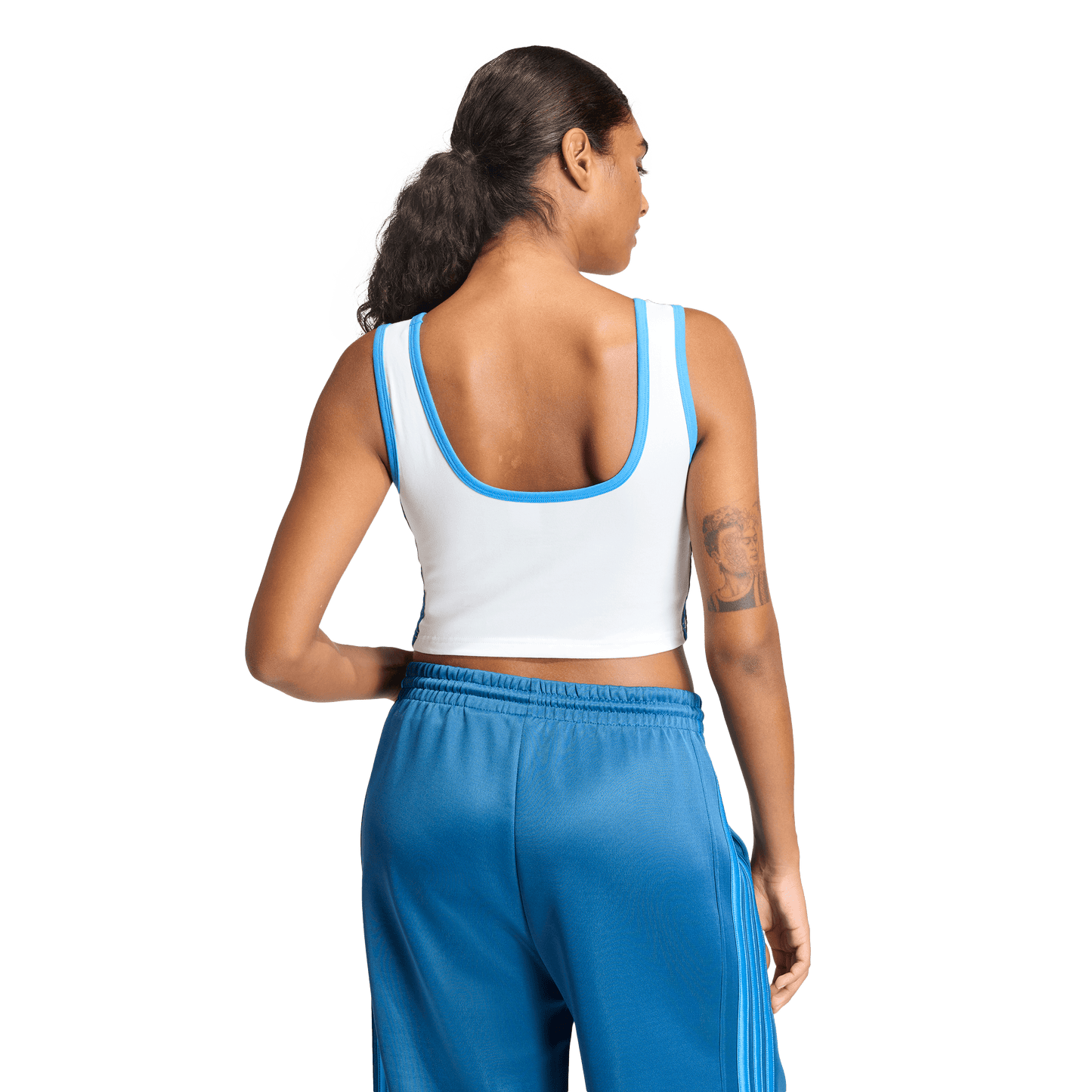 גופיית ספורט - נשים