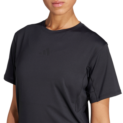 חולצת ספורט קצרה - נשים