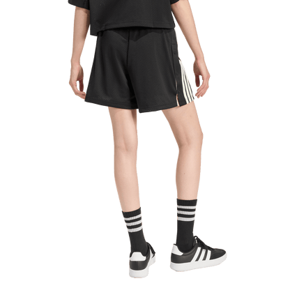 מכנסיים קצרים - נשים