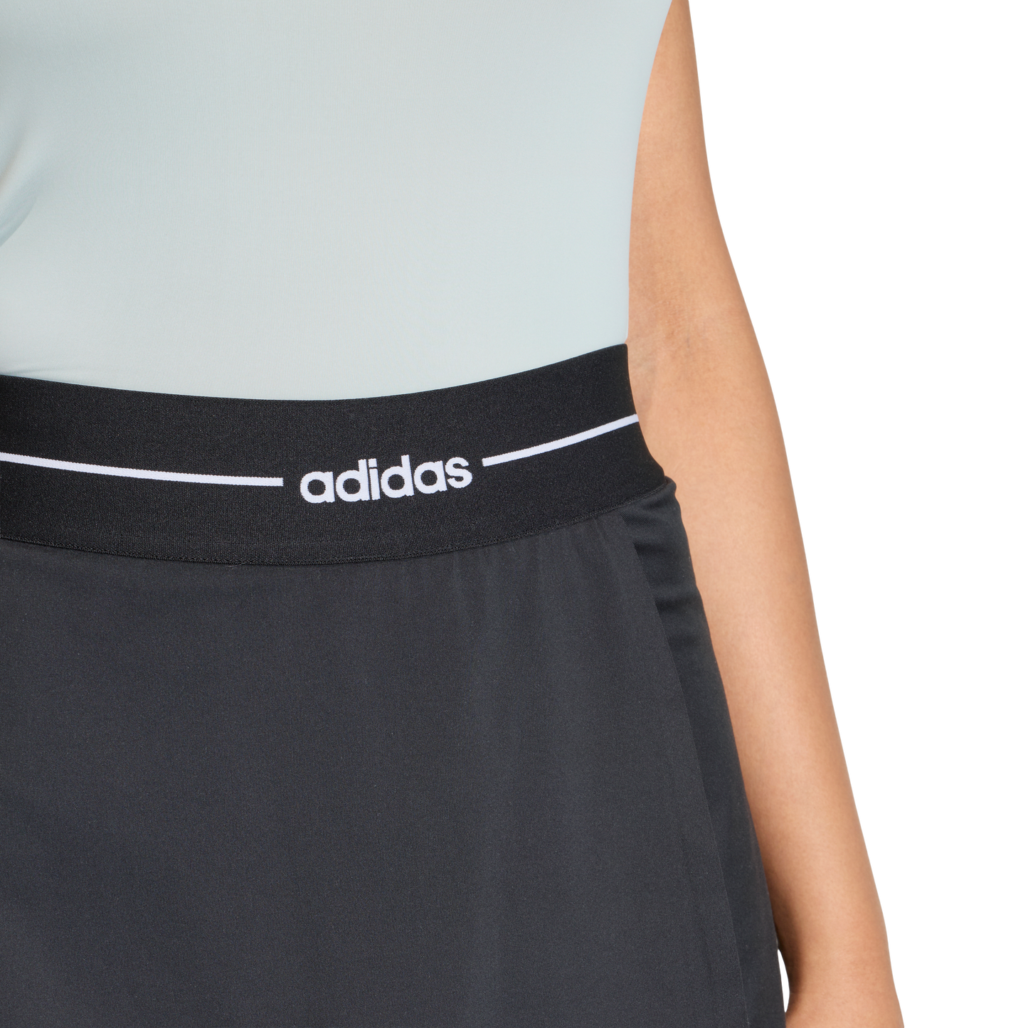 חצאית ספורט - נשים