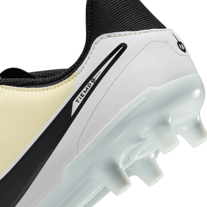 נעלי כדורגל JR. TIEMPO LEGEND 10 ACADEMY ילדים - בז' / לבן