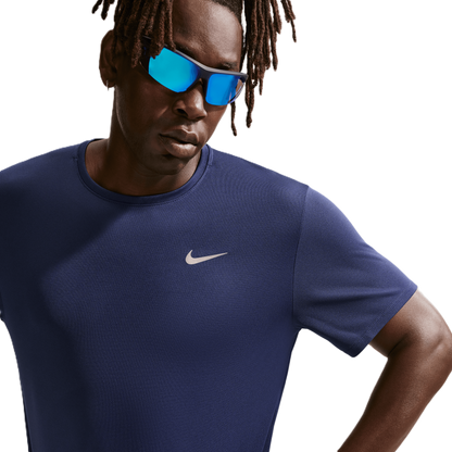 חולצת ספורט קצרה - גברים