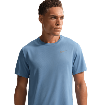 חולצת ספורט קצרה - גברים