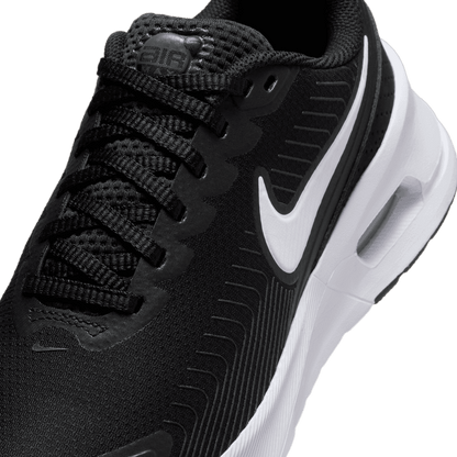 נעלי סניקרס AIR MAX NUAXIS נשים - שחור