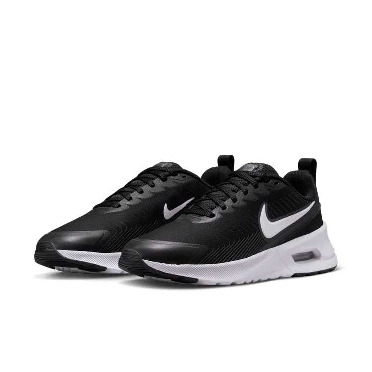 נעלי סניקרס AIR MAX NUAXIS נשים - שחור