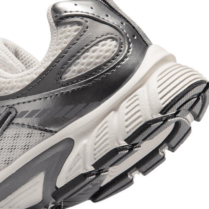 נעלי ספורט V5 RNR - ילדים