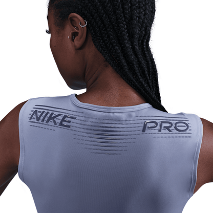 גופיית ספורט - נשים