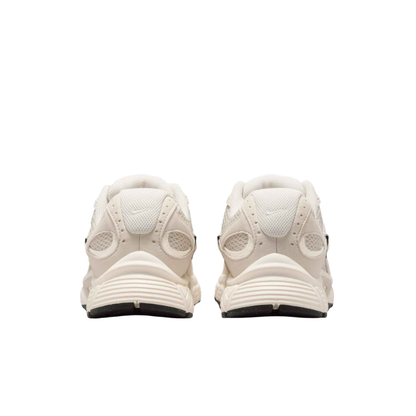 נעלי ספורט V5 RNR - נשים