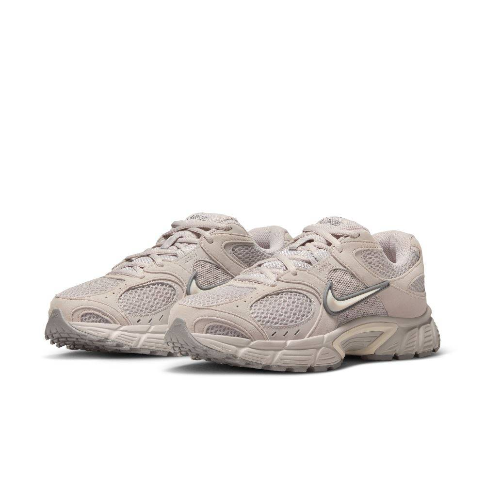 נעלי סניקרס V5 RNR - נשים